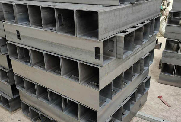 阳东大口径方管